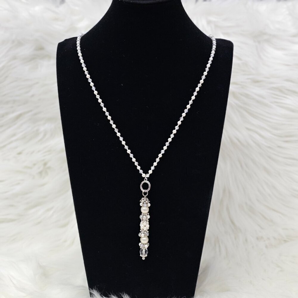 💥Alexa's Angels Vintage Faux Pearl Silver Tone Vertical Pendant Necklace
